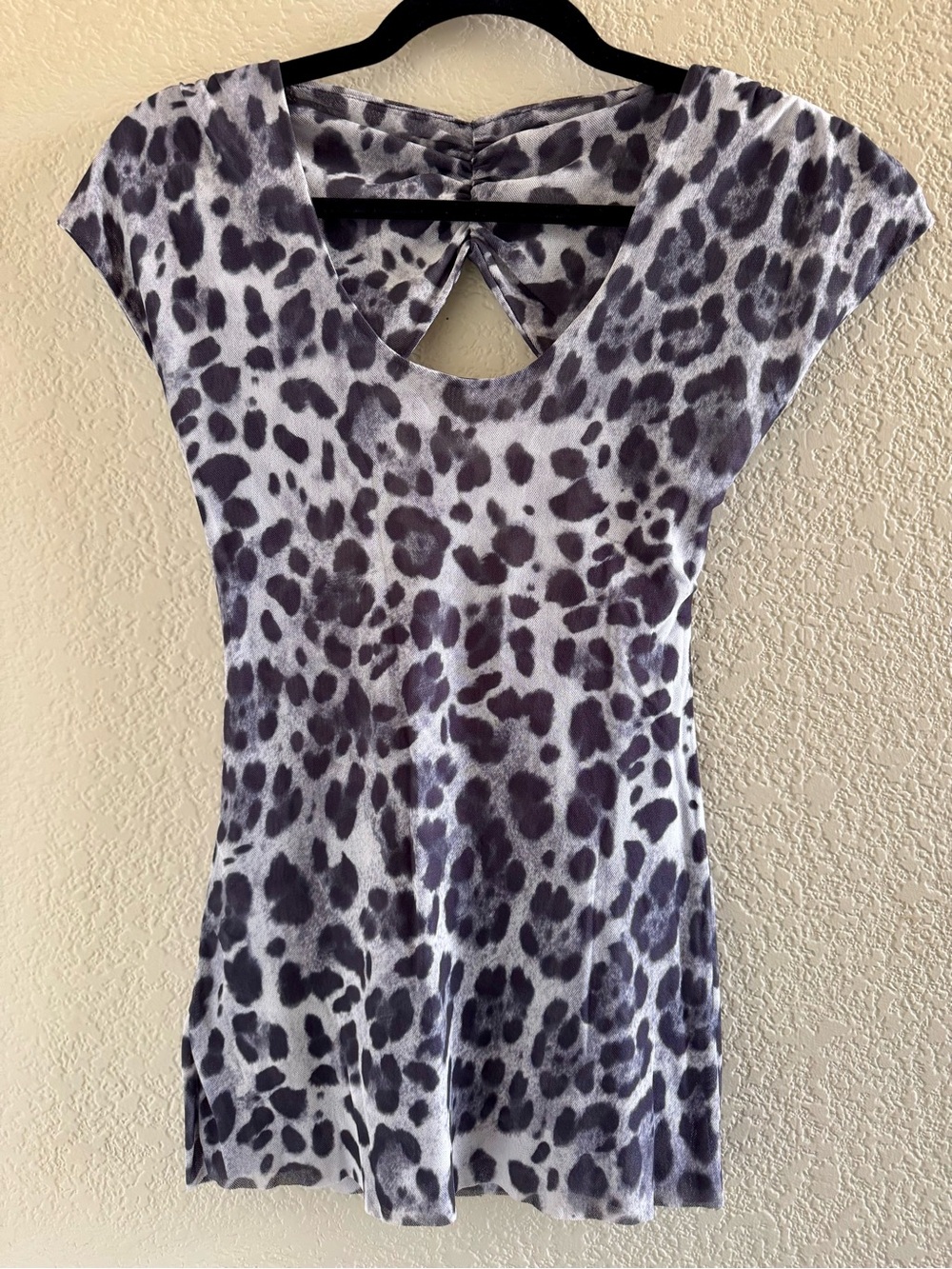 New York & Company Black and Gray Leopard-Print Cap Sleeve Tunic